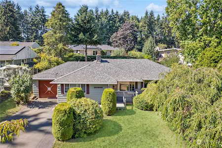 20235 Densmore Ave N Shoreline, WA 98133