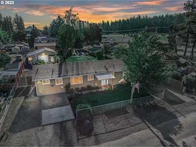 17960 S Deininger RD Oregon City, OR 97045