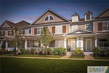 5 Lafayette Way Cranbury, NJ 08512