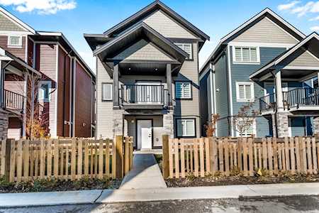 608 Ewen Avenue #11 New Westminster, BC V5R 2S3