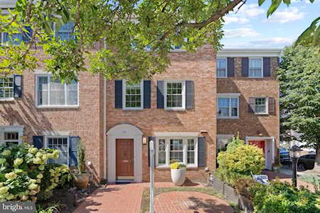 503 S Royal St Alexandria, VA 22314