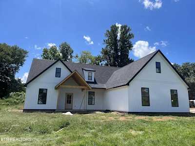 8011 Campbells Point Rd Corryton, TN 37721