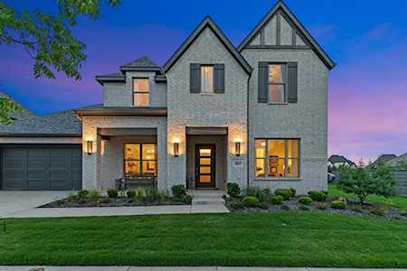 804 Elm Fork Trail Little Elm, TX 76227
