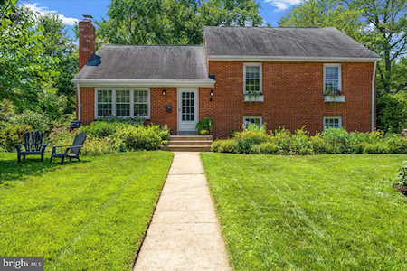 1009 Croton Dr Alexandria, VA 22308