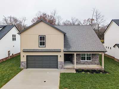 1445 Citadel Dr Clarksville, TN 37042