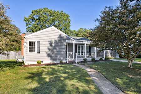 5444 Jo Ann Dr Portsmouth, VA 23703