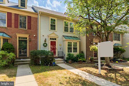 4748 Rams Horn Row Ellicott City, MD 21042