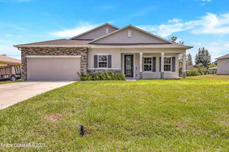 775 SE Diplomat Avenue Palm Bay, FL 32909
