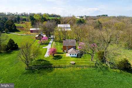 18712 Keedysville Rd Keedysville, MD 21756