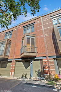 310 N Clinton St #L Chicago, IL 60661