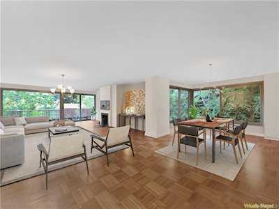 4465 Douglas Ave #4L Bronx, NY 10471