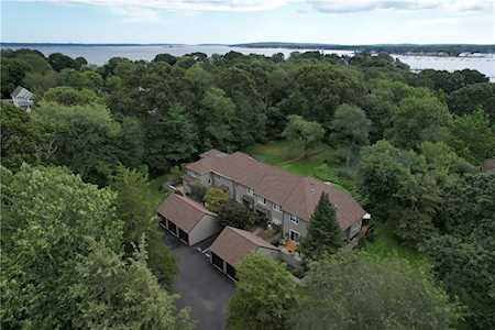 251 Seabreeze Drive Dr North Kingstown, RI 02852