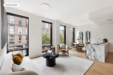 661 Driggs Ave #PHB Brooklyn, NY 11211