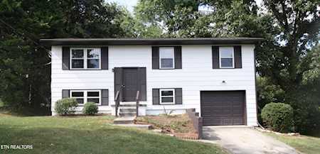 7737 Queensbury Dr Knoxville, TN 37919