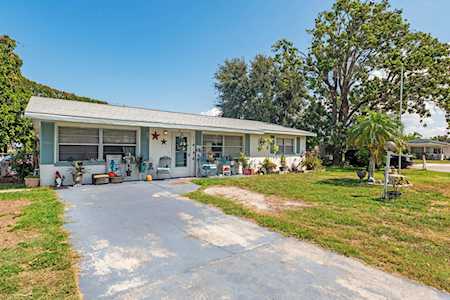 715 53rd Avenue Dr W Bradenton, FL 34207