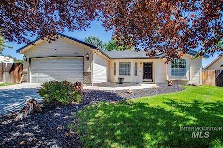 16746 N Wentworth Ln Nampa, ID 83687