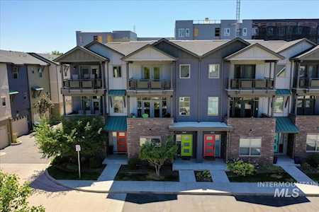 4219 N Hardtail Ln Garden City, ID 83714