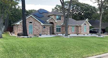 1449 Spinnaker Lane Azle, TX 76020