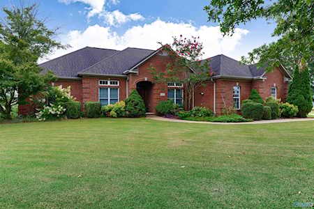 617 Beth Road New Market, AL 35761