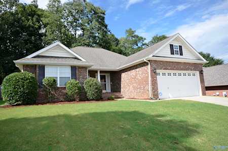 6815 SE Breyerton Way Owens Cross Roads, AL 35763