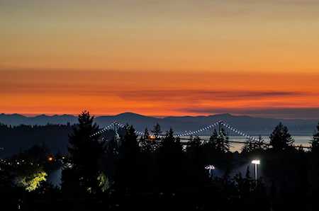 146 W 18th Street North Vancouver, BC V7M 1W4