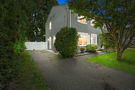 117 Saint Andre Dr Uxbridge, MA 01569