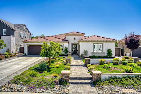 4306 Red Maple Court Rocklin, CA 95765