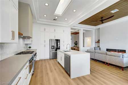 2108 Sun Cliffs St Las Vegas, NV 89134