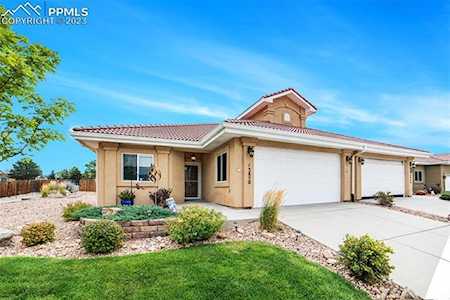 13850 Paradise Villas Grove Colorado Springs, CO 80921