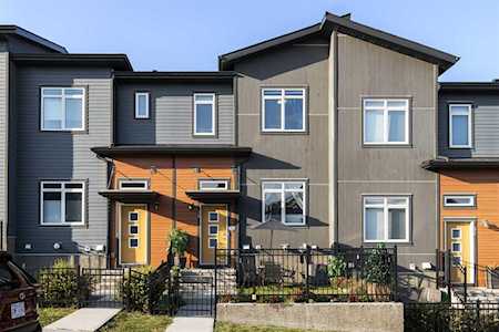 34 Sage Bluff Manor NW Calgary, AB T3R 1T5