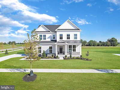 203 Goldleaf Dr E Middletown, DE 19709