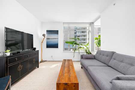 1661 Quebec Street #315 Vancouver, BC V6A 0H2