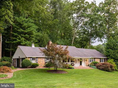 1466 Glenbrook Ln West Chester, PA 19380