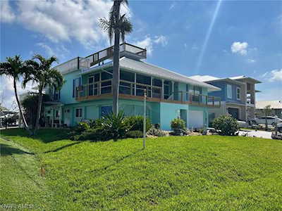 3628 San Carlos Dr St. James City, FL 33956