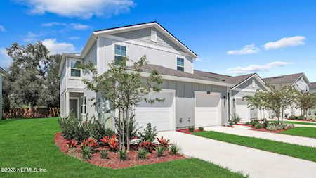9057 Gifford DR Jacksonville, FL 32220