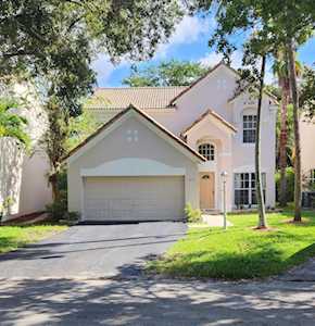 3667 Wilderness Way Coral Springs, FL 33065