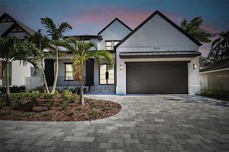 3909 W Azeele St Tampa, FL 33609
