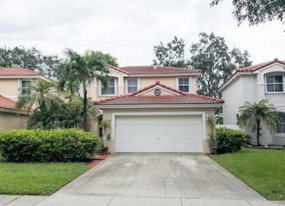 14989 SW 50th Ct Davie, FL 33331