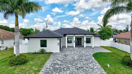 1601 SW Neptune Avenue Port St Lucie, FL 34953