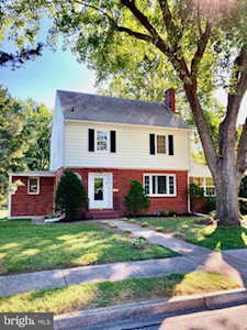 727 Lakewood Place Dover, DE 19904