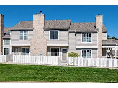 908 Summer Dr Highlands Ranch, CO 80126