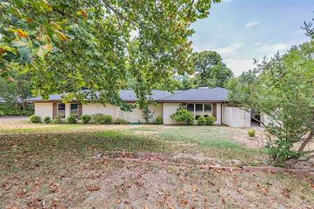7413 Lochwood Court Fort Worth, TX 76179
