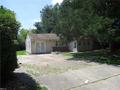 225 Marlene St Virginia Beach, VA 23452