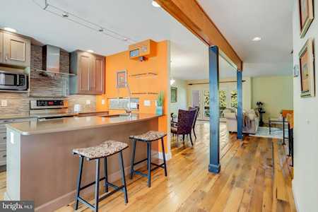 11724 Newbridge Ct Reston, VA 20191