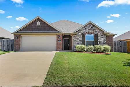 960 Silverthorn Dr Centerton, AR 72719