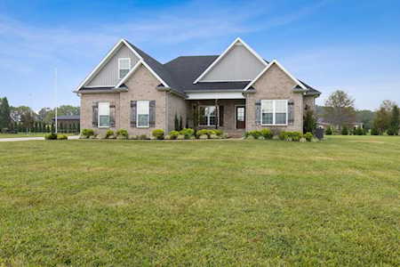 182 Holly Ct Unionville, TN 37180