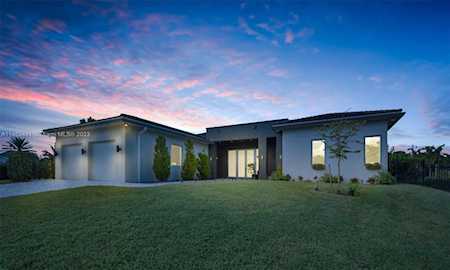 3810 NW 92nd Ave Cooper City, FL 33024