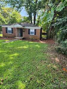2708 Catalina Ave Charlotte, NC 28206
