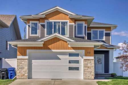 10 Mitchell Crescent Blackfalds, AB T4M 0H4