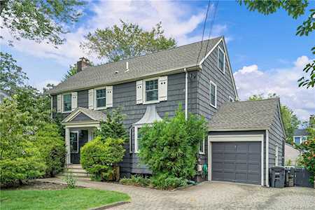 10 Marlette Place White Plains, NY 10605